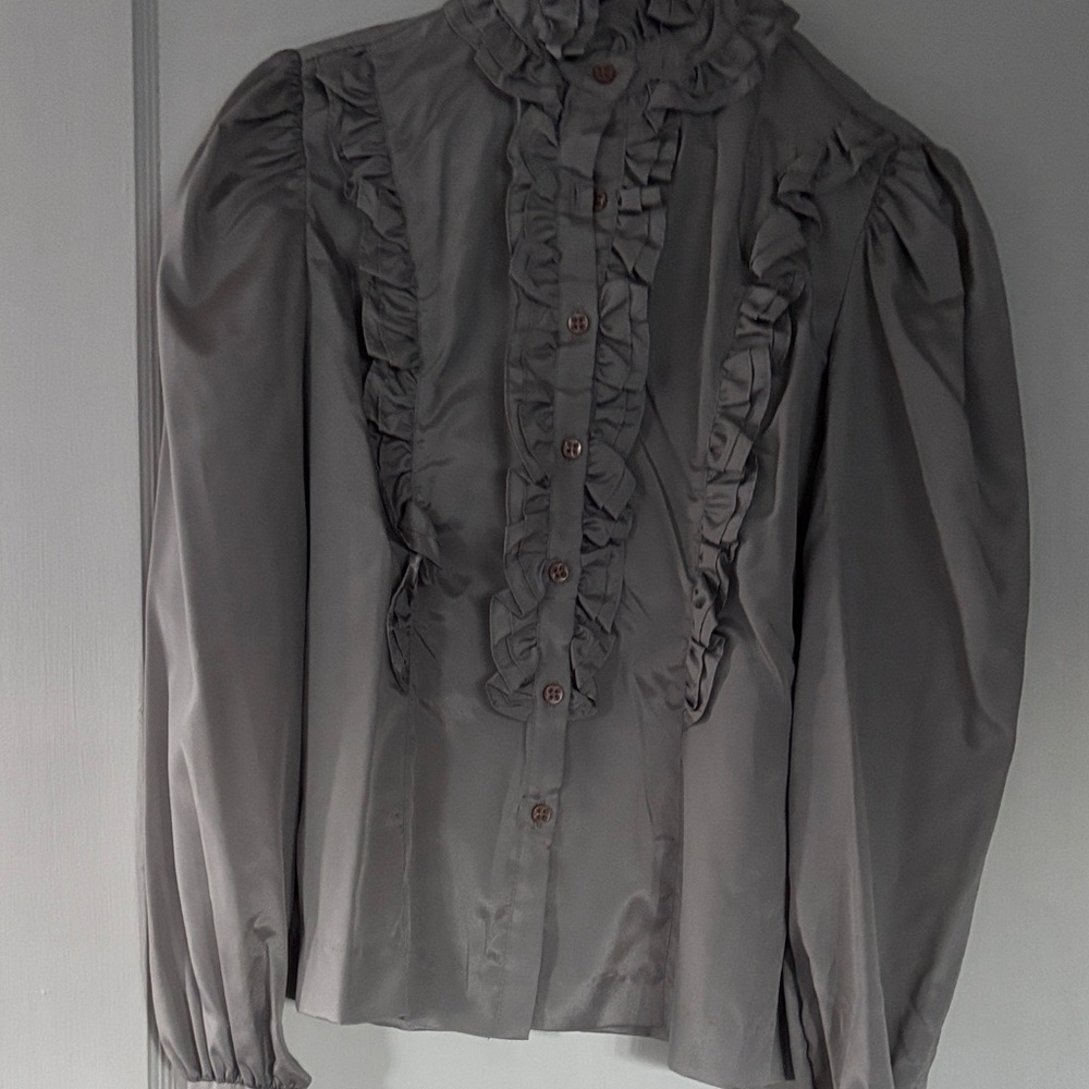 Elegant Gray Ruffled Blouse